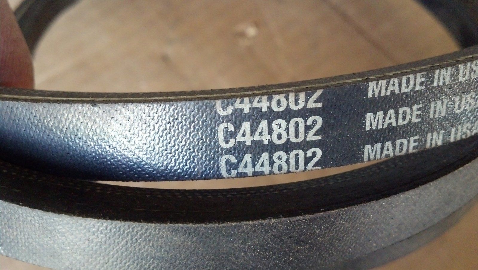 C44802 MOWER DECK DRIVE BELT 4000 4200 SERIES A x 73