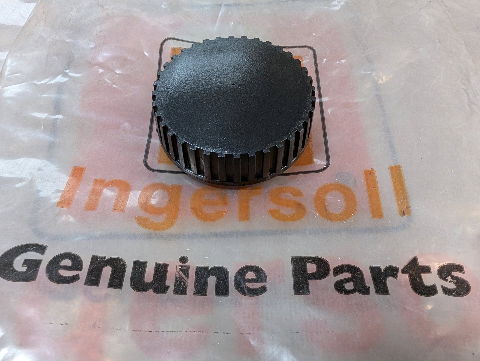 C44819 CAP - FUEL TANK 1-3/4" C44818 - Ingersoll/Case Tractor Part
