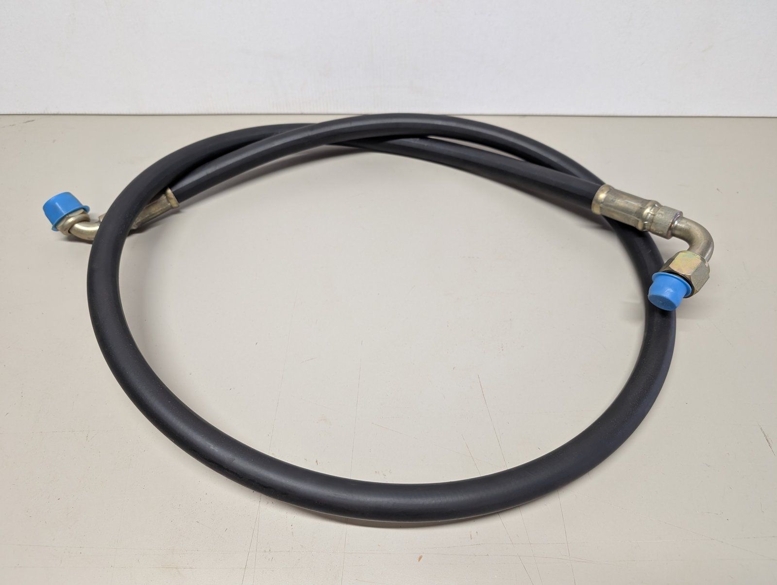 C44894 HOSE HYD 1/2 X 70 3000PSI - Ingersoll/Case Tractor Part