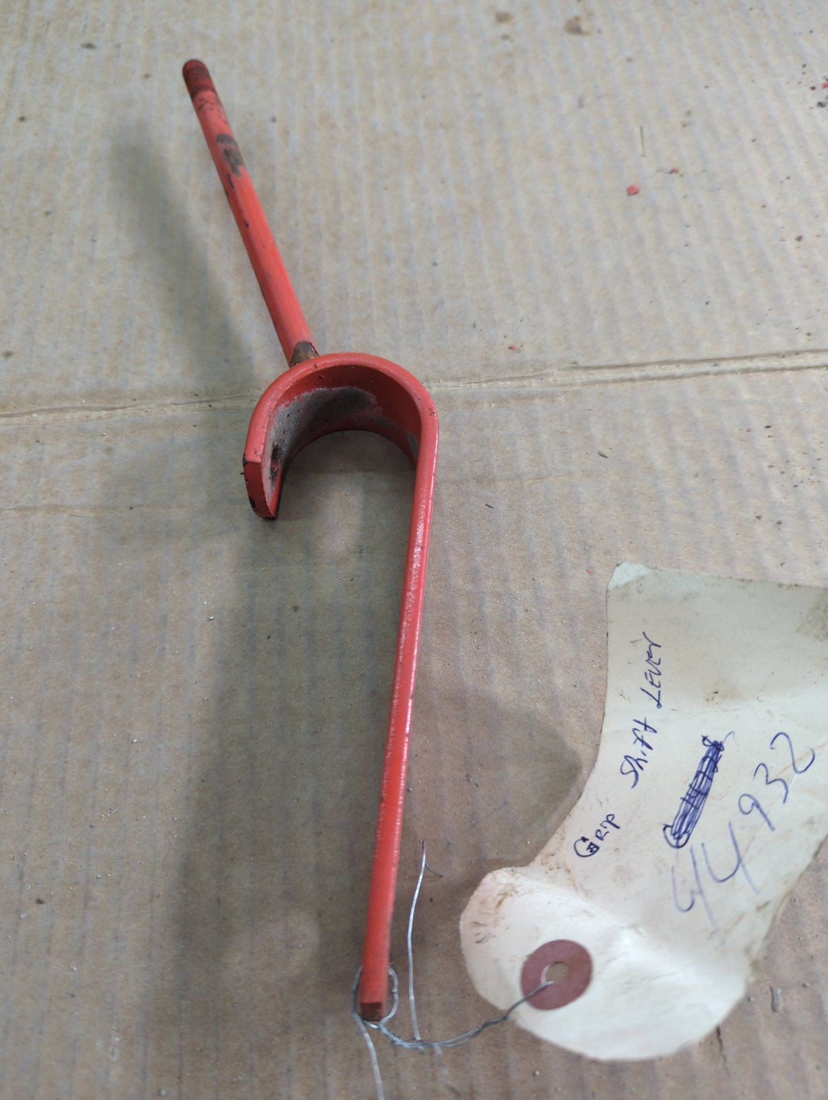 C44932 USED SHIFT LEVER TRANS - Ingersoll/Case Tractor Part