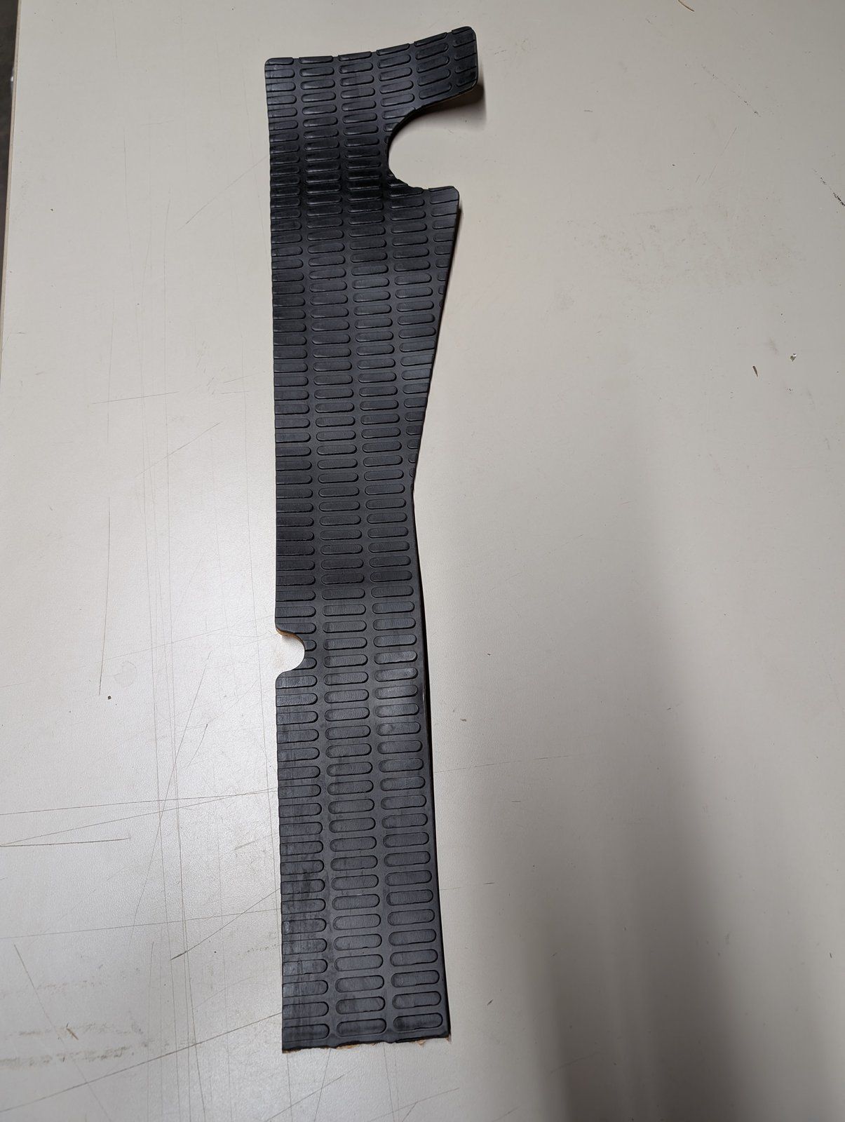 C44955 PAD FOOTREST LH - Ingersoll/Case Tractor Part