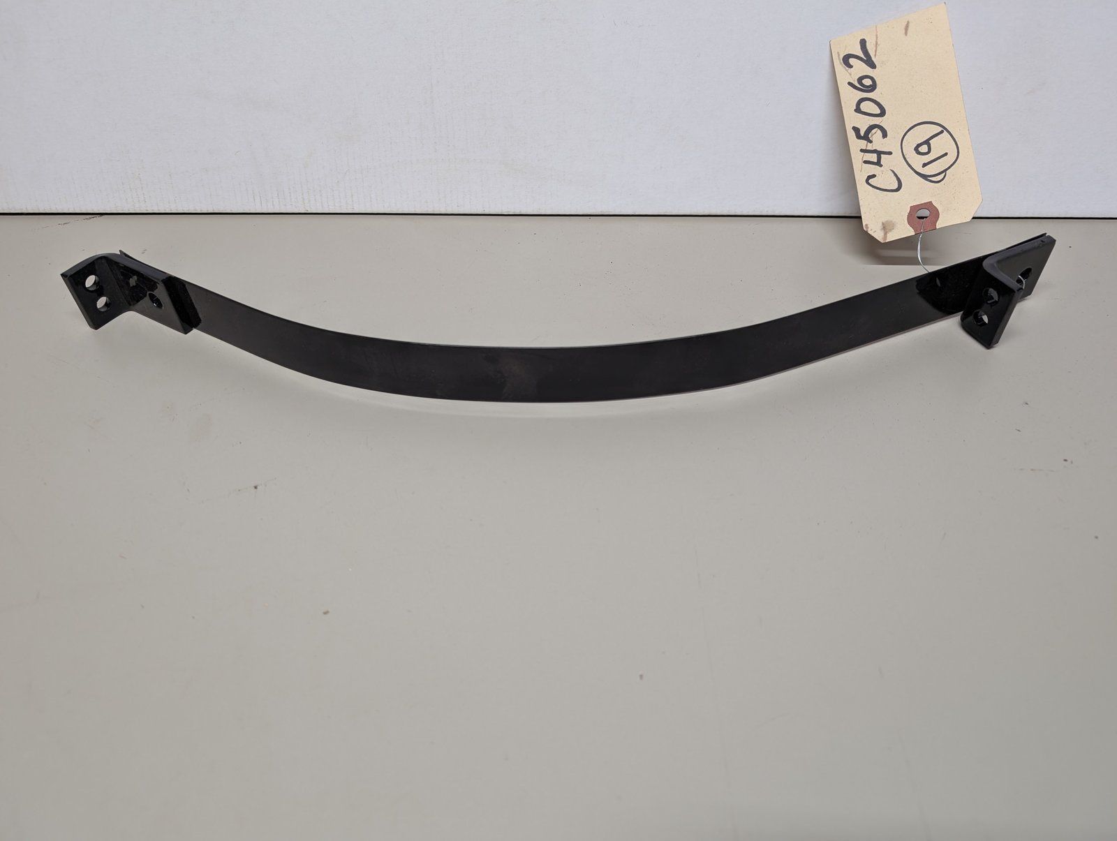 C45062 ( replaces G9021172 ) STRAP - FUEL TANK - Ingersoll/Case Tractor Part