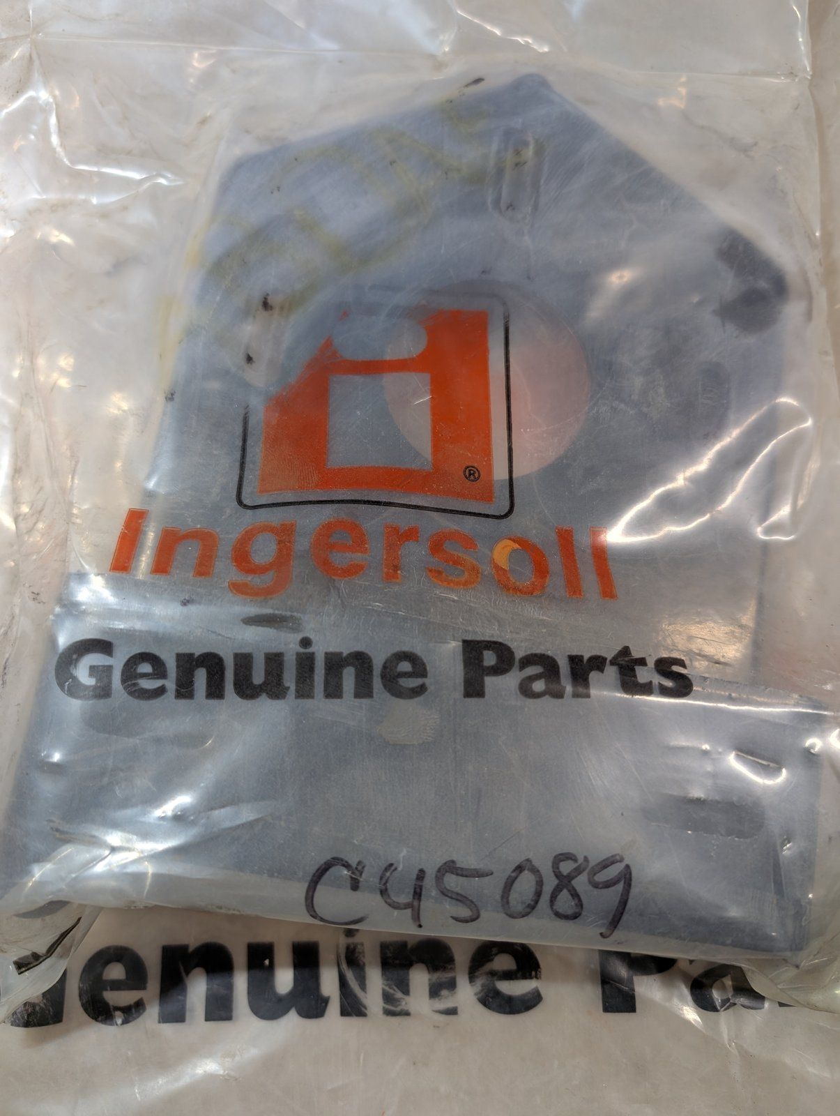 C45089 ASSY FAN MOUNTING BRACKET C45419 - Ingersoll/Case Tractor Part