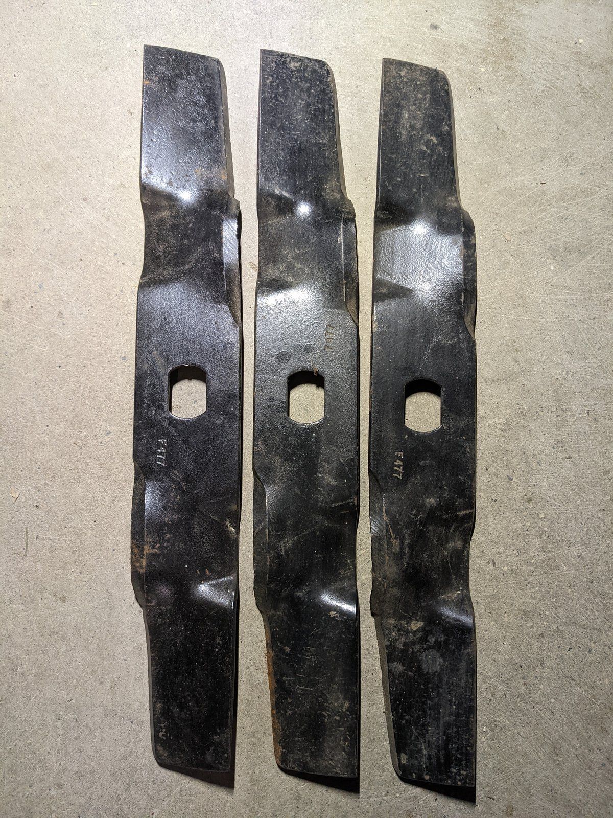 C45192 USED RM48 MULCHING BLADE SET - Ingersoll/Case Tractor Part