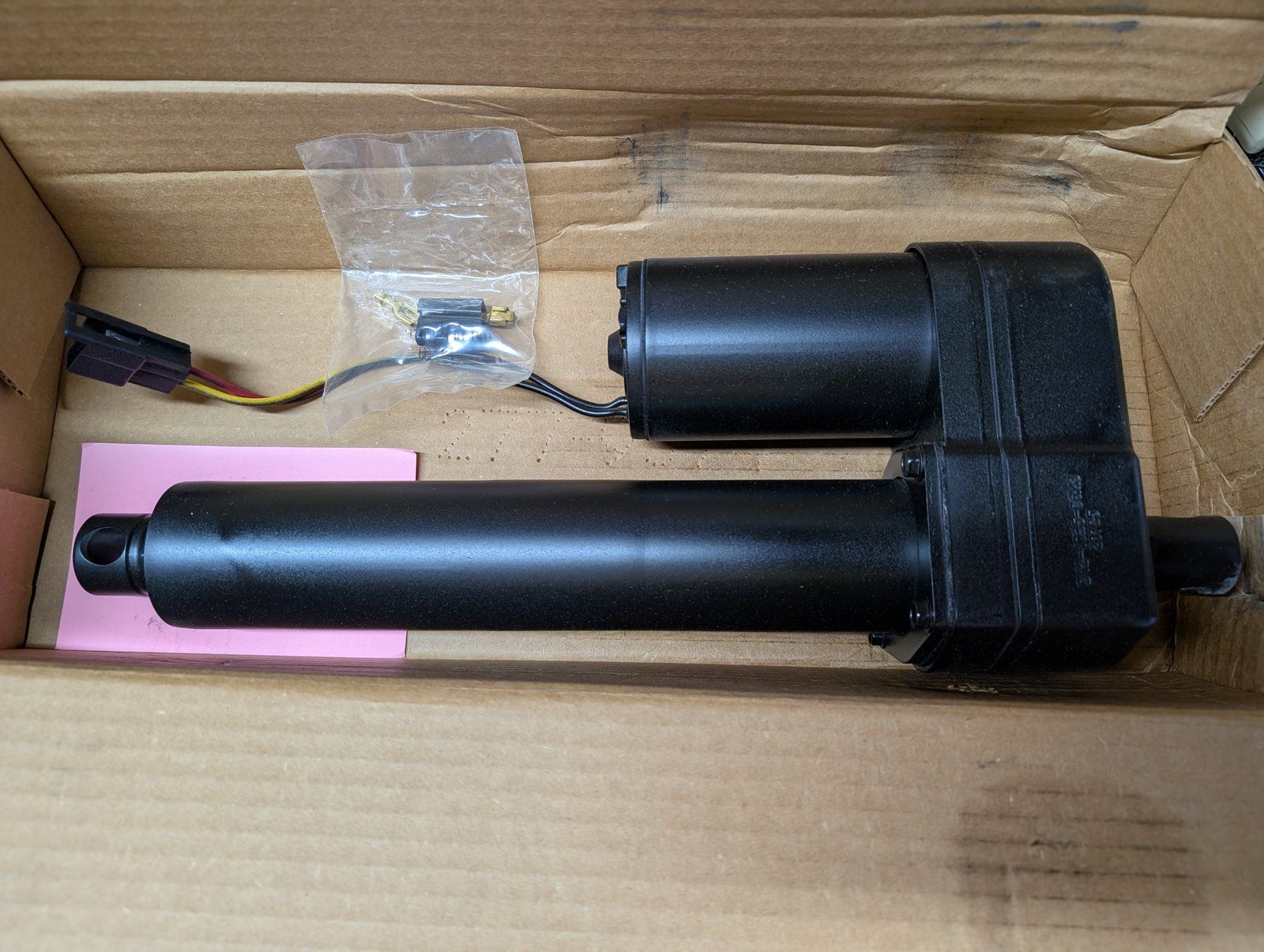 C45706 ACTUATOR ELECTRIC LIFT ZTR 1000 LBS LOAD 6" STROKE - Ingersoll/Case Tractor Part