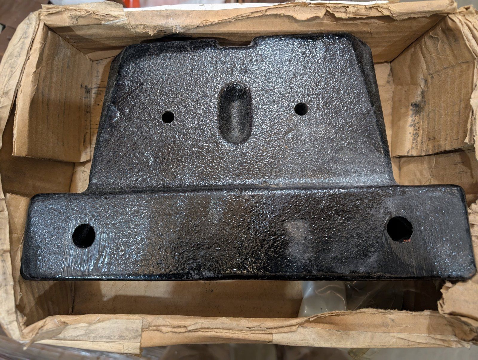 C45758 CASTING TAIL WEIGHT 48 LBS - Ingersoll/Case Tractor Part