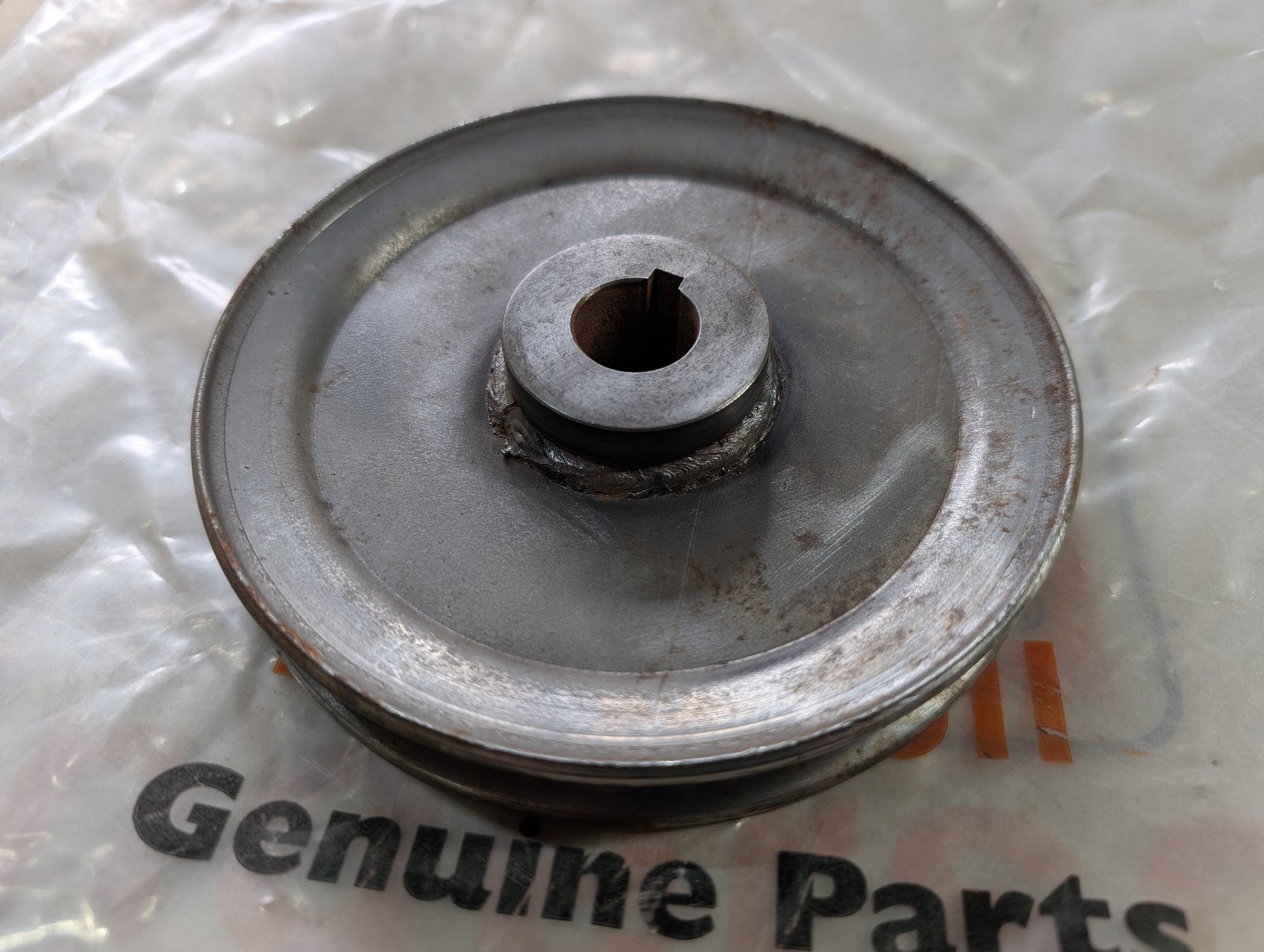 C45869 PULLEY V "A" 5.0 X .689 HUB AHRM60 - Ingersoll/Case Tractor Part