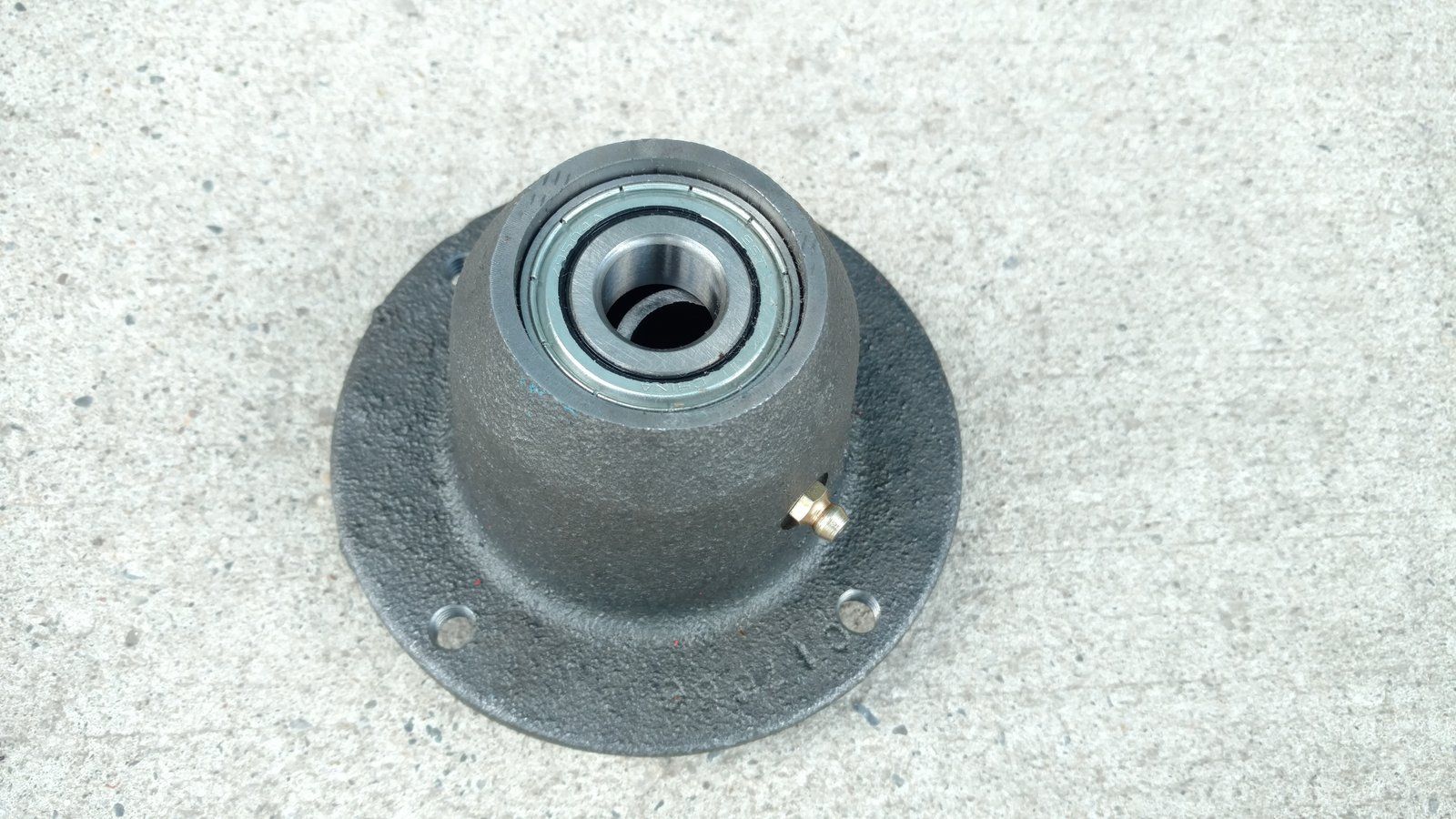 C45899 SPINDLE HOUSING W/BEARINGS HUB C43846 - Ingersoll/Case Tractor Part