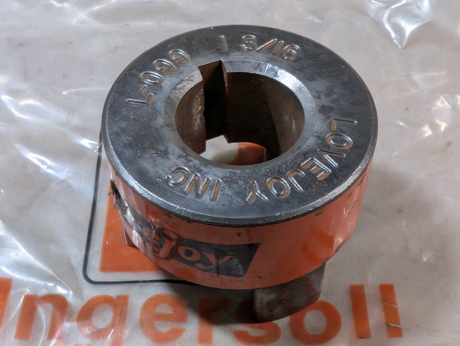 C46057 MACH'G COUPLING 1.187 BORE - Ingersoll/Case Tractor Part