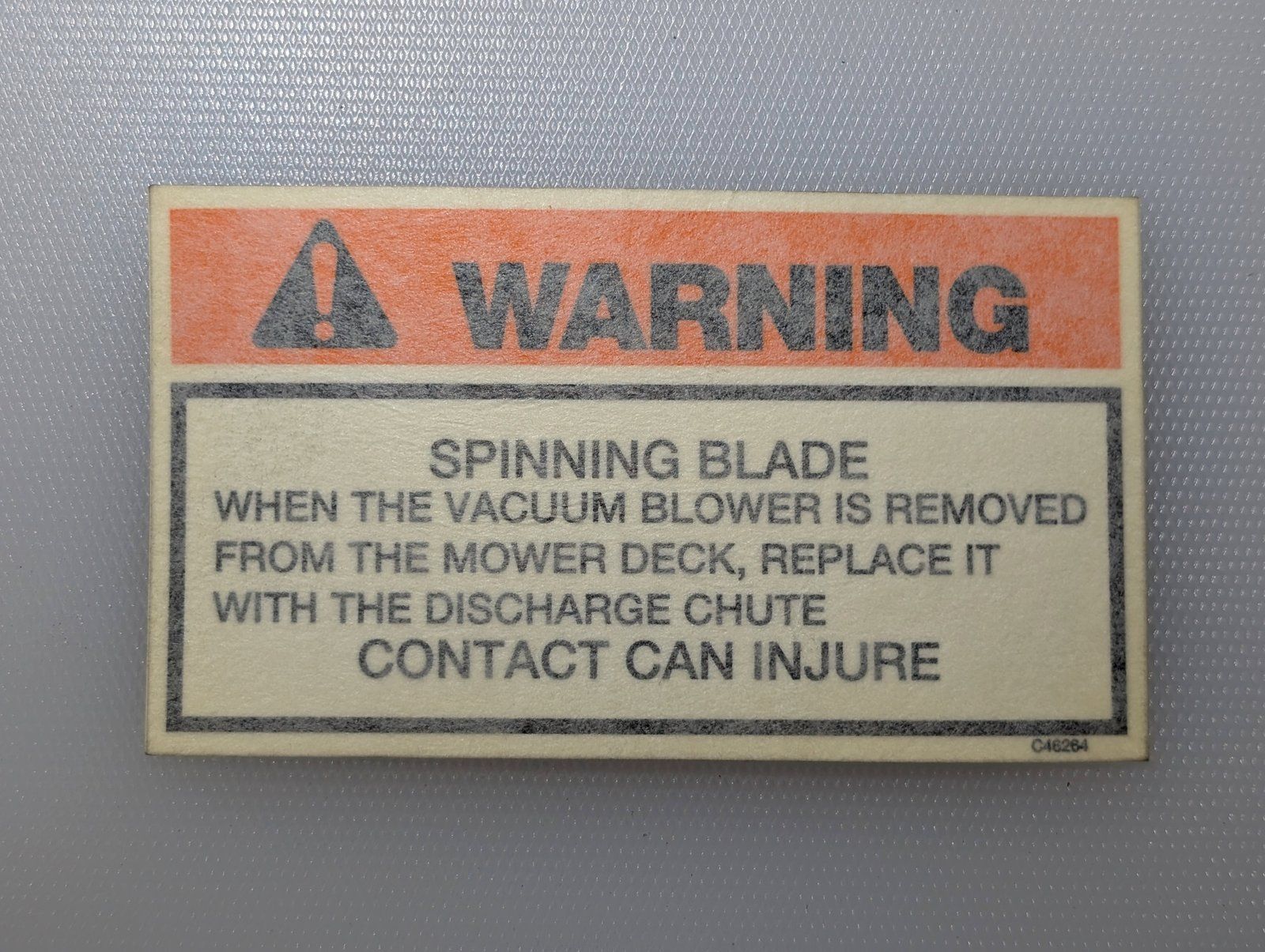 C46264 DECAL WARNING BLOWER - Ingersoll/Case Tractor Part