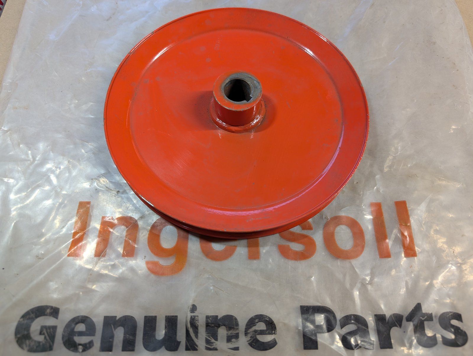 C46266 WMT PULLEY 7.00 X .69 HRM48H - Ingersoll/Case Tractor Part