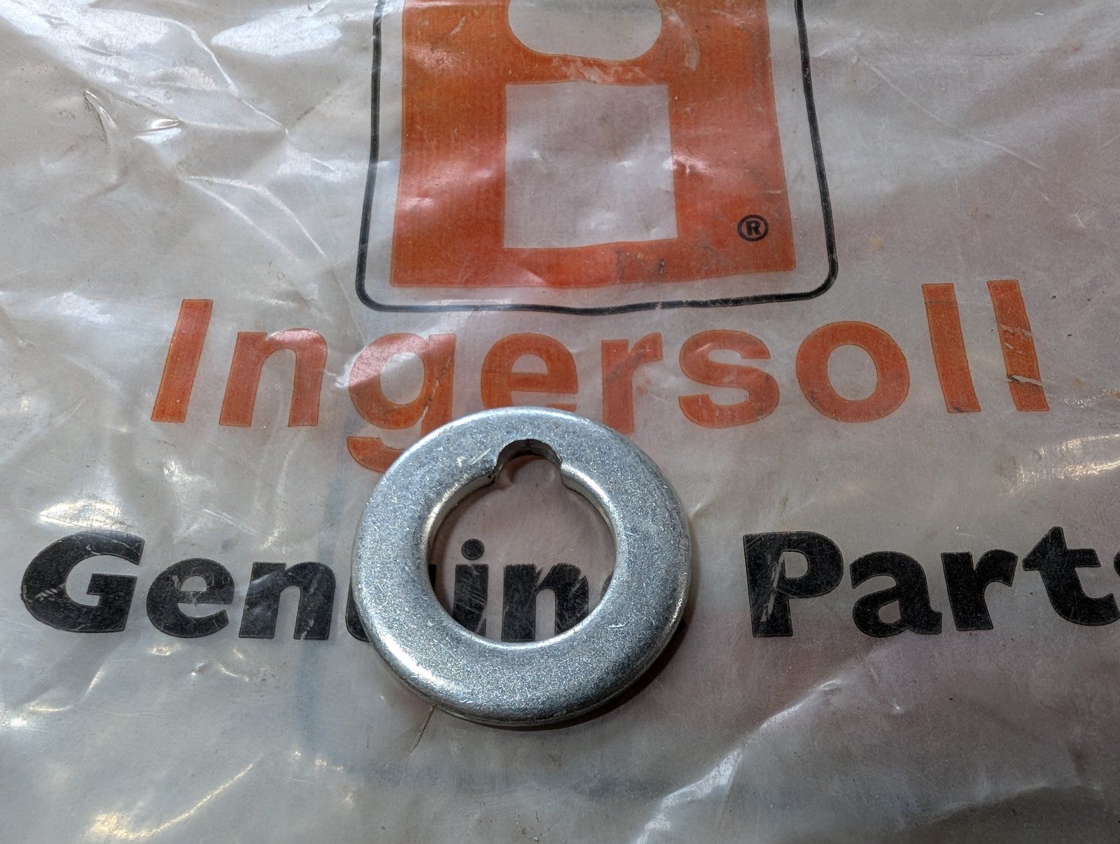 C46267 SHIM WASHER W/KEYWAY .875 X 1.469 X .135 - Ingersoll/Case Tractor Part