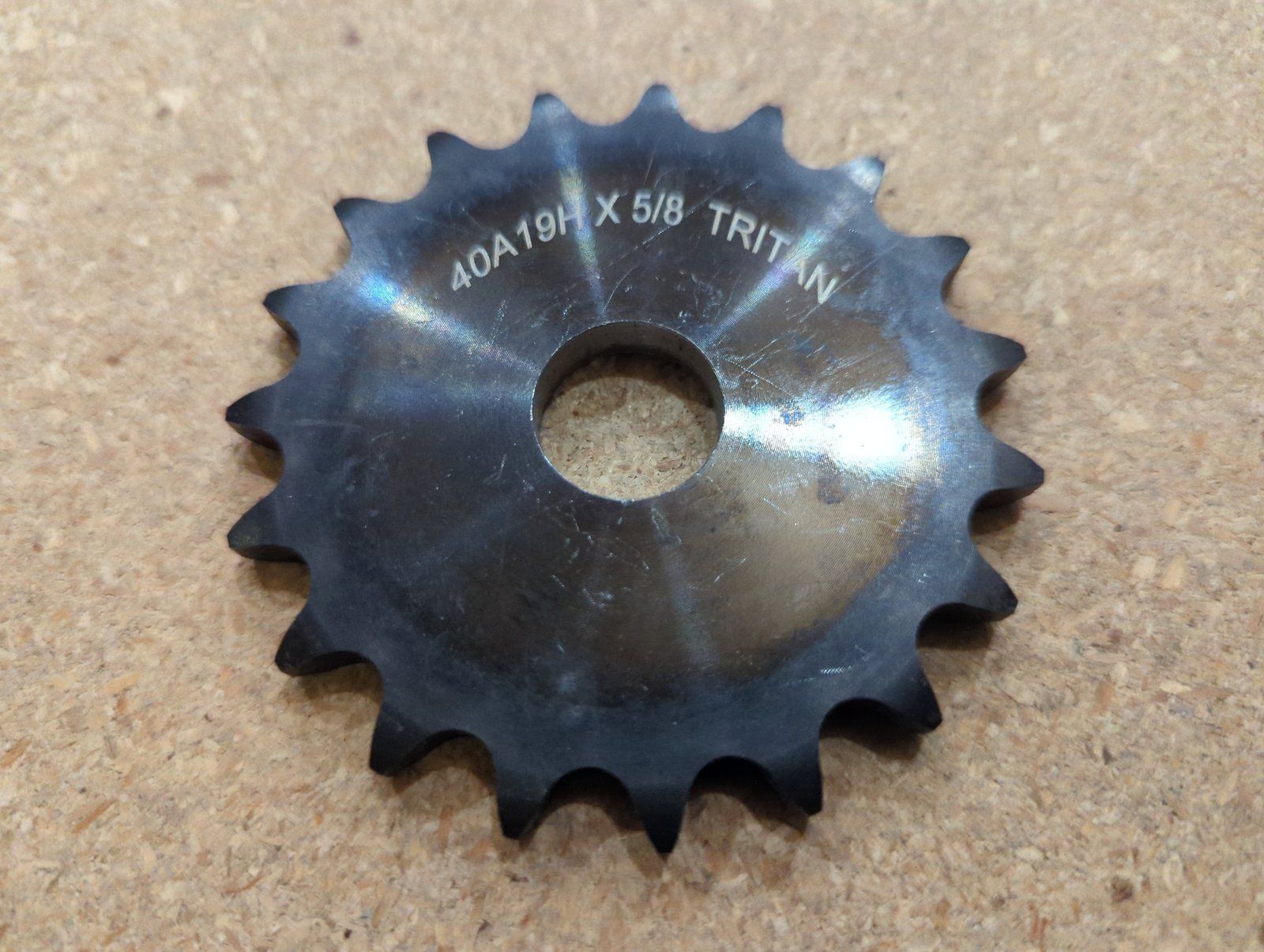 C46461 SPROCKET - 19T #40 - Ingersoll/Case Tractor Part