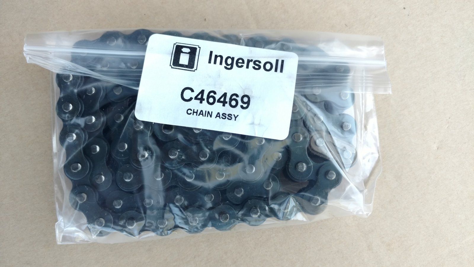 C46469 CHAIN (ASSY) #40 76 PITCHES W/CONN LINK - Ingersoll/Case Tractor Part