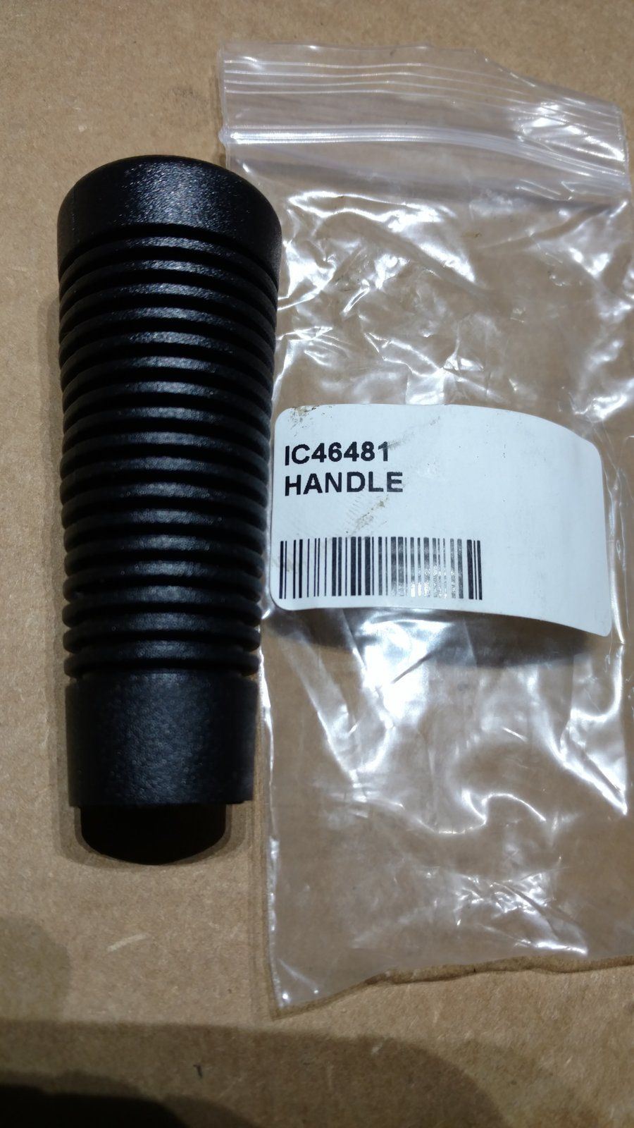 C46481 GRIP-LEVER HANDLE BLACK .50 OD C29045 C28237 - Ingersoll/Case Tractor Part