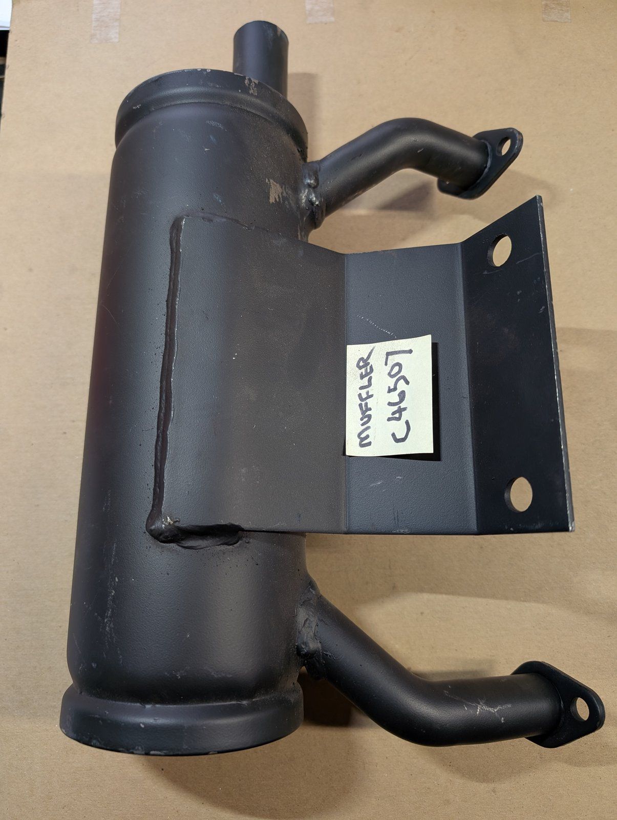C46507 Muffler - VANGUARD EXHAUST 5020V 2090V G9021540 - Ingersoll/Case Tractor Part