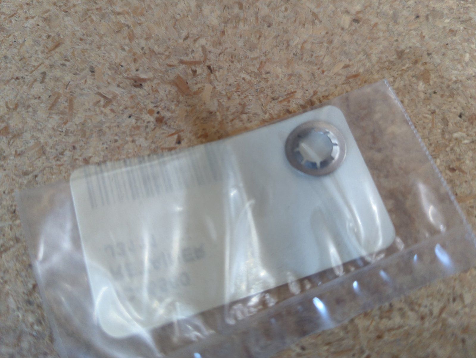 C46560 RETAINER - STUD 5720V - Ingersoll/Case Tractor Part