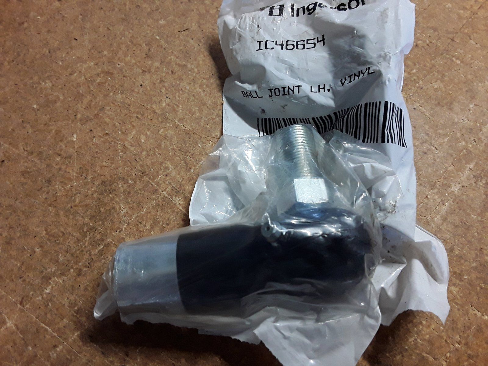 C46654 BALL JOINT - LH 5/8-18 THD - Ingersoll/Case Tractor Part