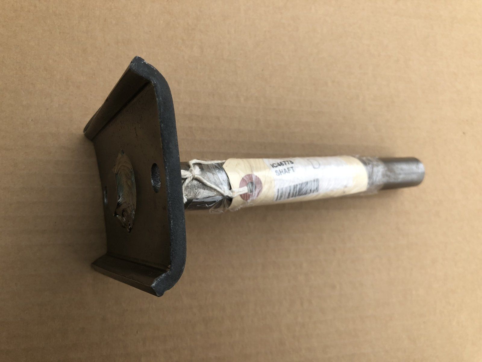 C46778 SPINDLE SHAFT - LONG - 2 BOLT - Ingersoll/Case Tractor Part