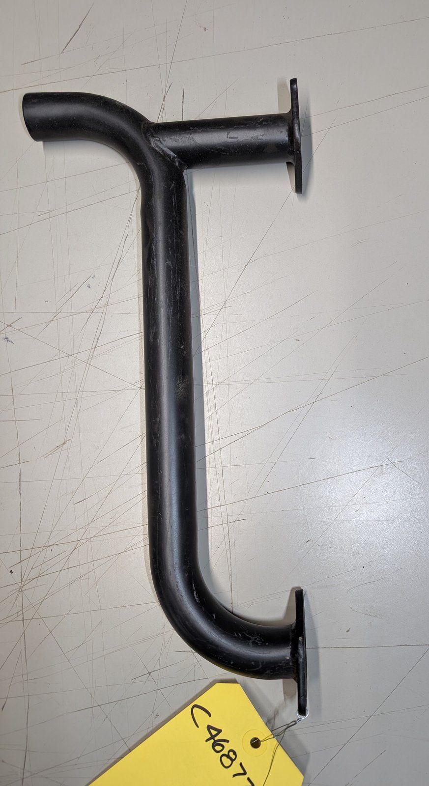 C46877 EXHAUST TUBE 6000'S HONDA - Ingersoll/Case Tractor Part