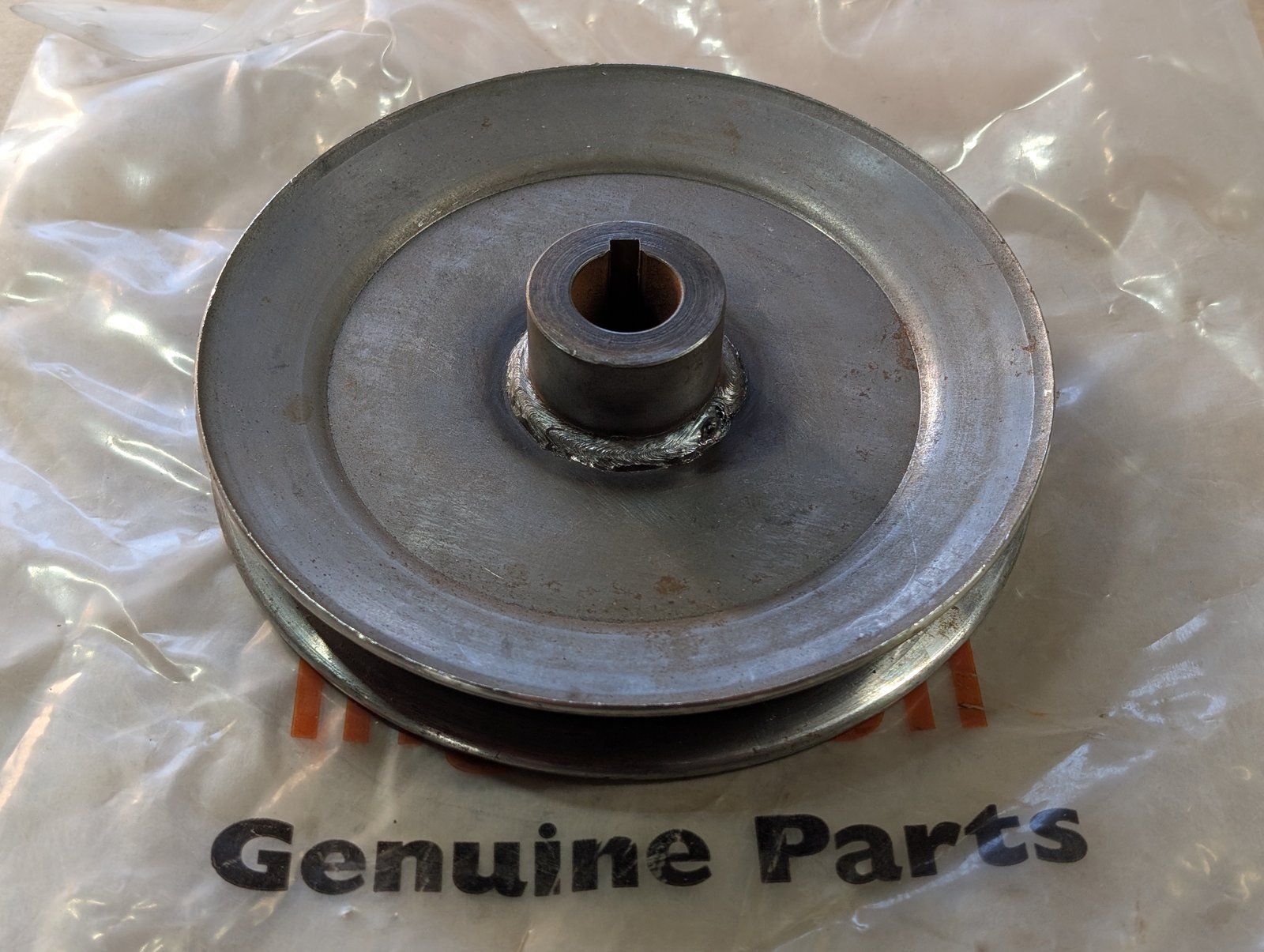 C47317 PULLEY V "A" 5.20/5.50 X .689 HUB - Ingersoll/Case Tractor Part