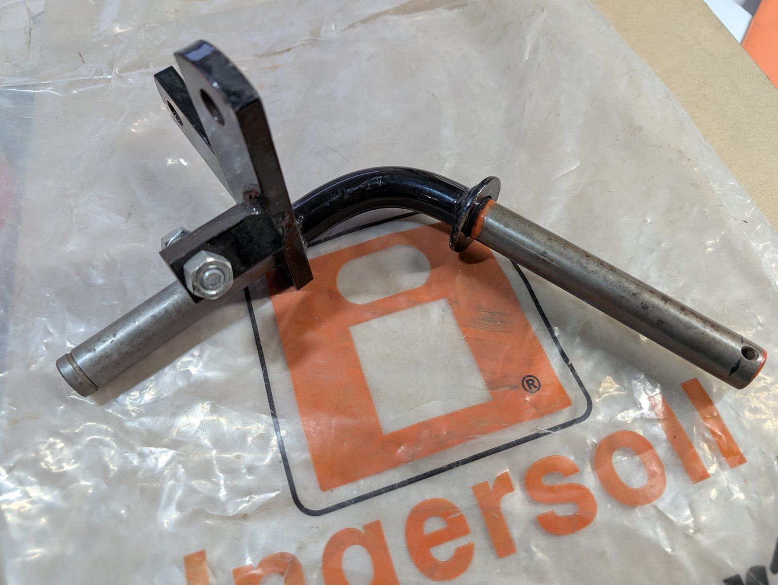 C47529 KIT FRONT RH SPINDLE C48116 - Ingersoll/Case Tractor Part