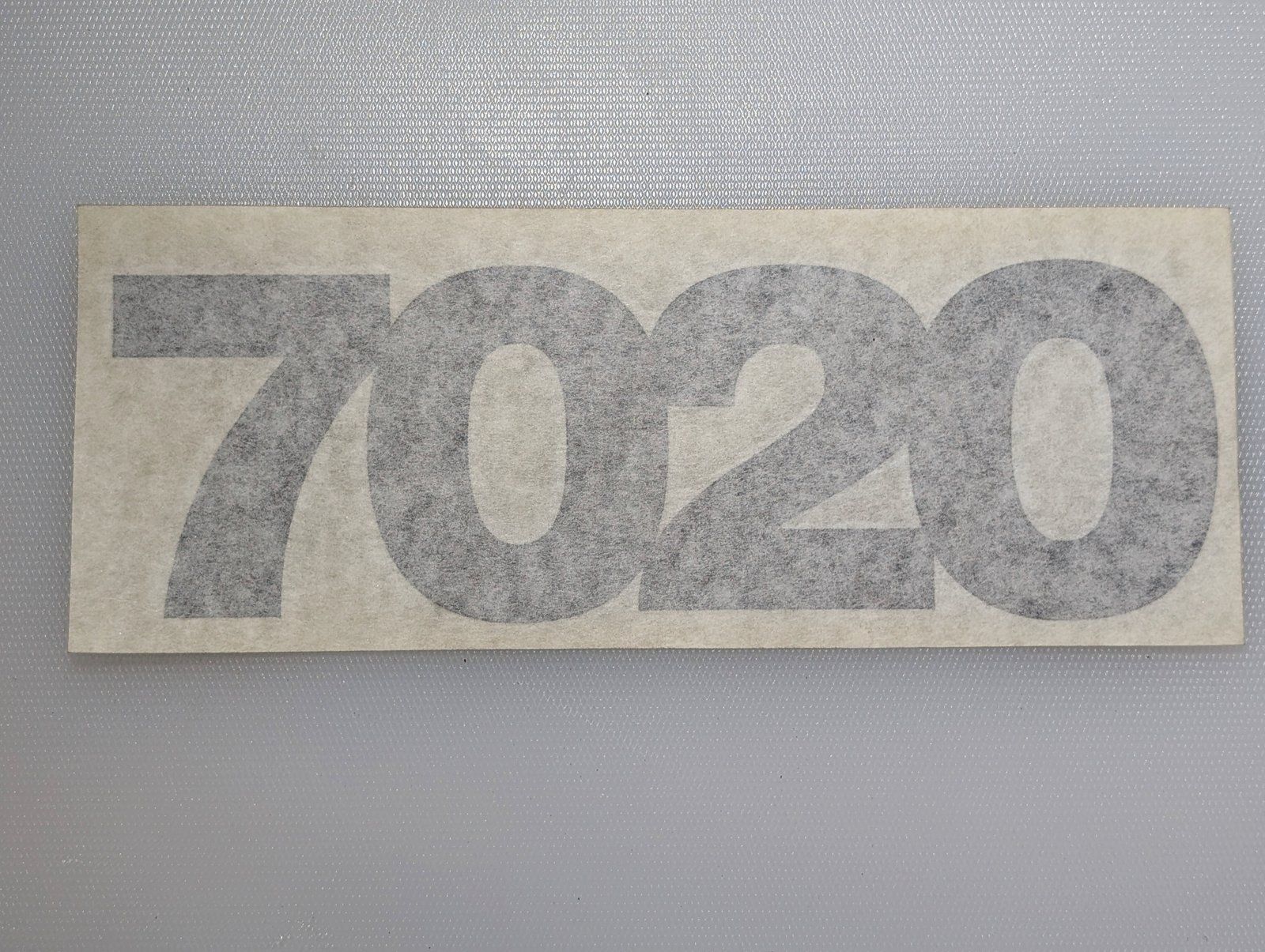 C47626 DECAL 7020 - Ingersoll/Case Tractor Part