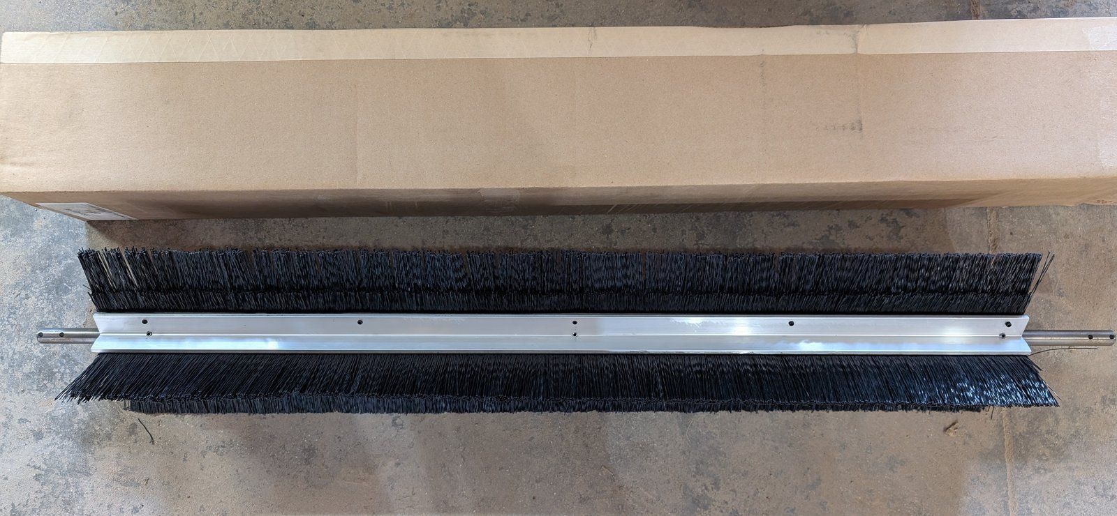 C47738 BRUSH (ASSY) SWEEPER C25055 - Ingersoll/Case Tractor Part