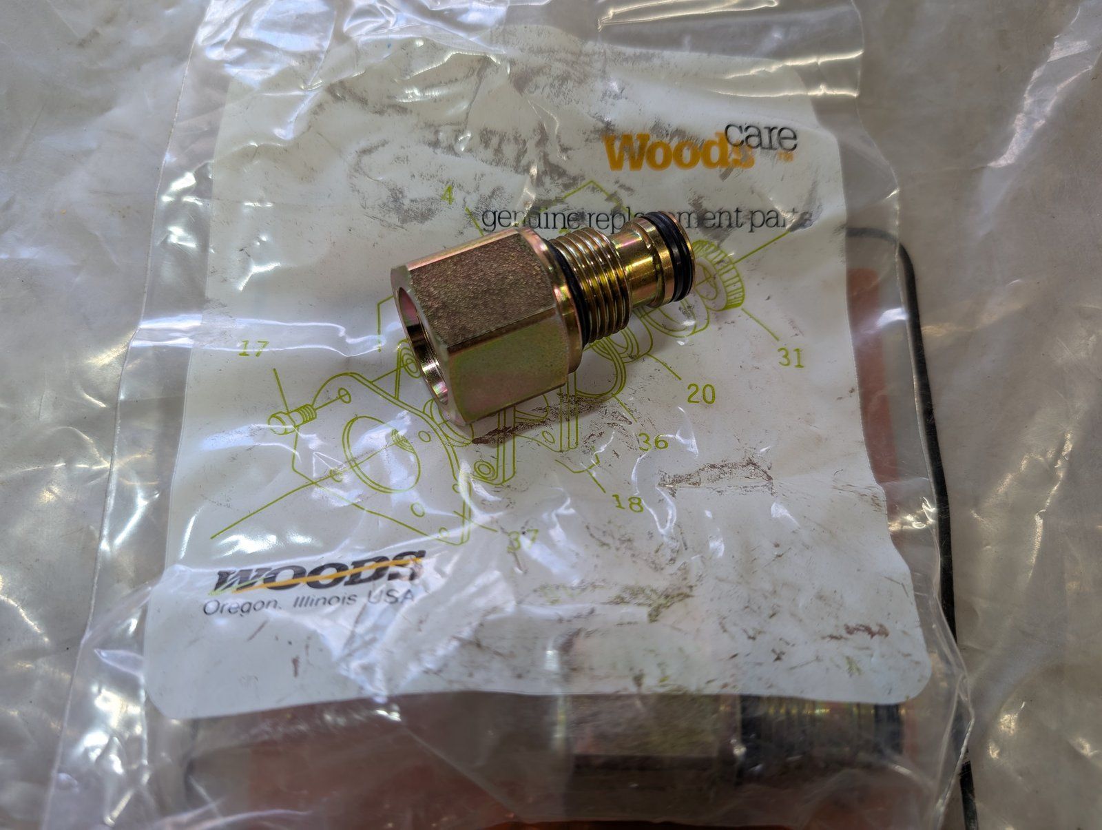C47927 FITTING POWER BEYOND WOODS BACKHOE 37409 - Ingersoll/Case Tractor Part