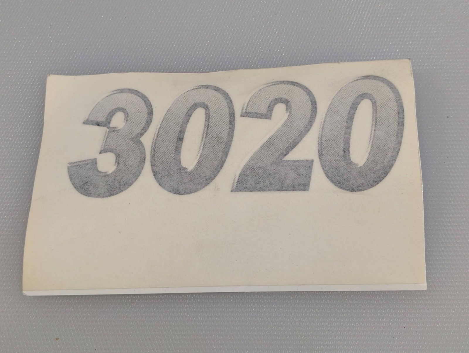 C48019 DECAL 3020 HOOD - Ingersoll/Case Tractor Part