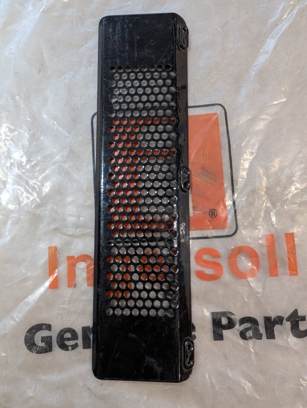 C48117 WMT SCREEN TOWER SIDE 316GT 318GT - Ingersoll/Case Tractor Part