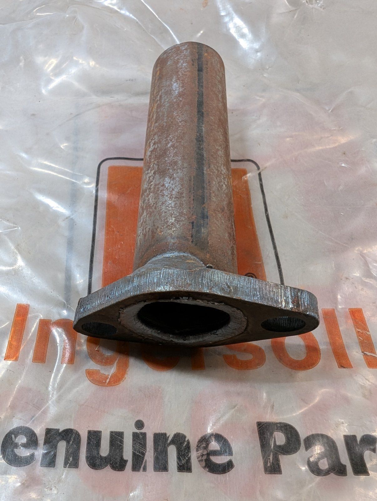 C48282 WMT SUB RH INLET TUBE/FLANGE - Ingersoll/Case Tractor Part