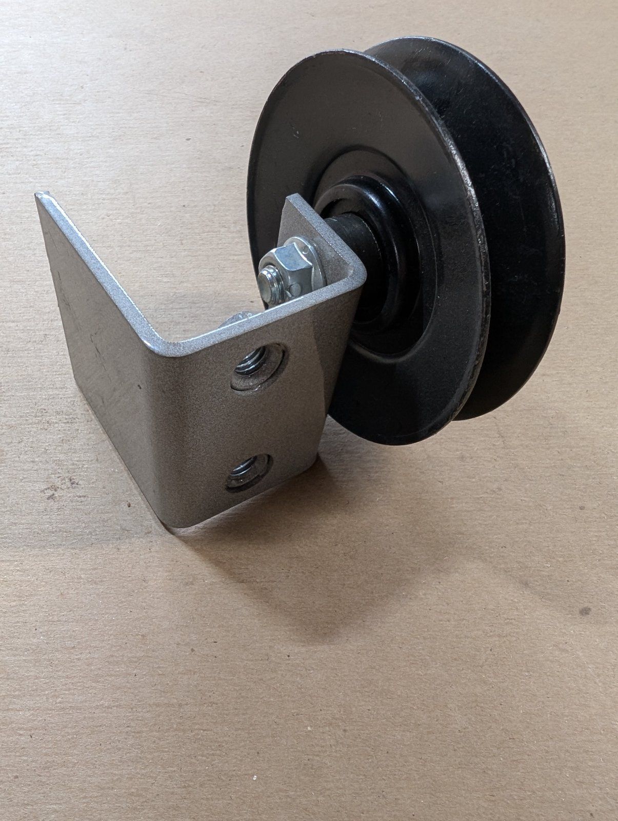 C48454 ASSY BRACKET FIXED "V" IDLER C48236 PULLEY C48455 BRACKET - Ingersoll/Case Tractor Part