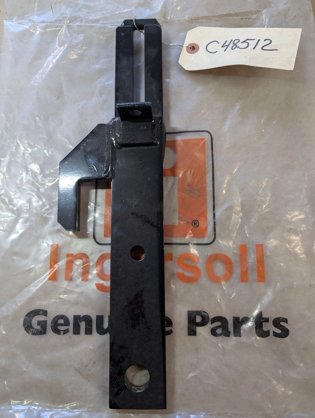 C48512 RH LIFT ARM - FRONT HALF - Ingersoll/Case Tractor Part