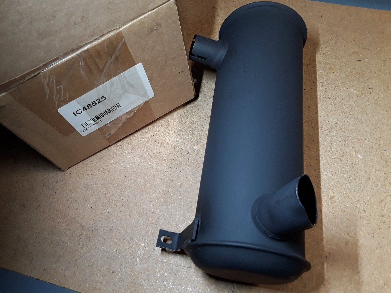 C48525 Muffler 20HP KOHLER HONDA 7020 INGERSOLL C46876 - Ingersoll/Case Tractor Part