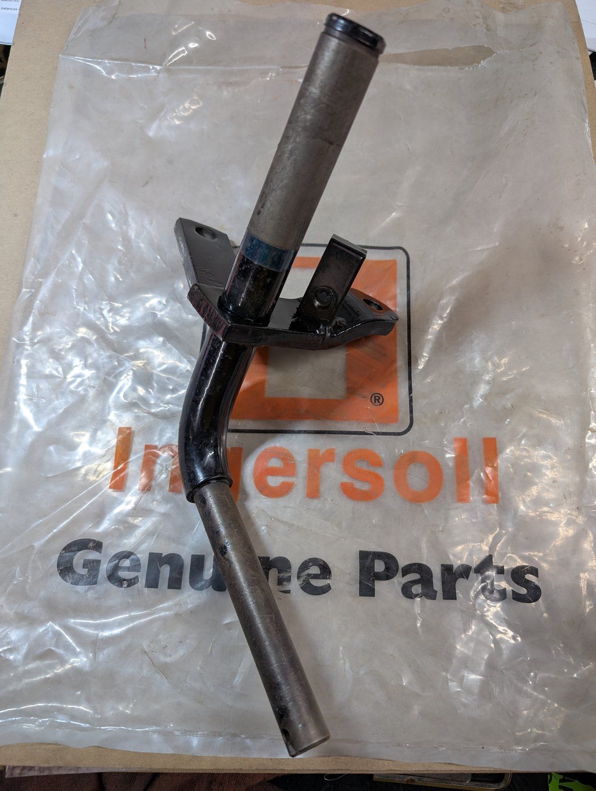 C48586 WMT SPINDLE - RH (HC) W/MS - Ingersoll/Case Tractor Part