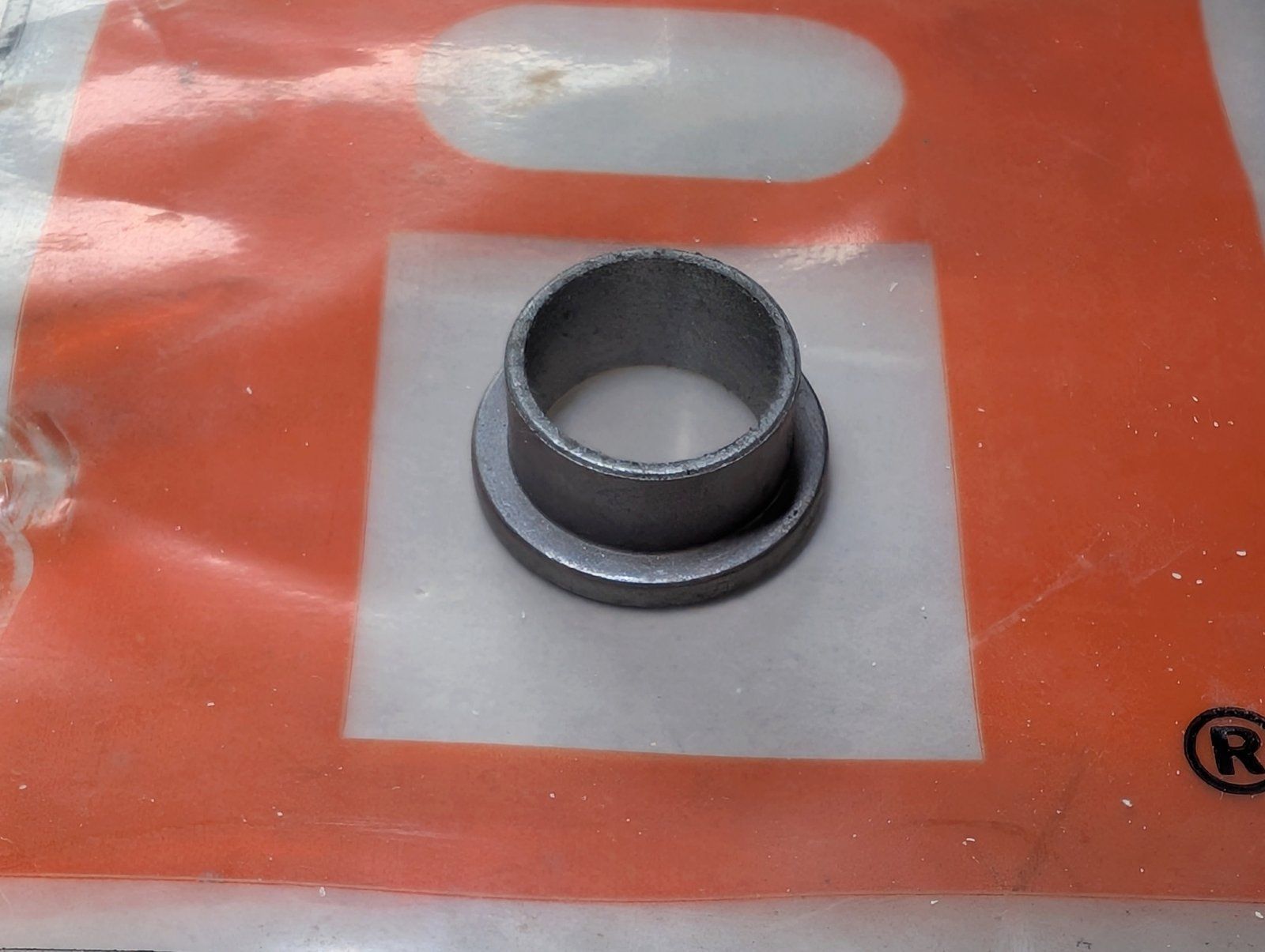 C48752 BUSHING FLANGE - Ingersoll/Case Tractor Part