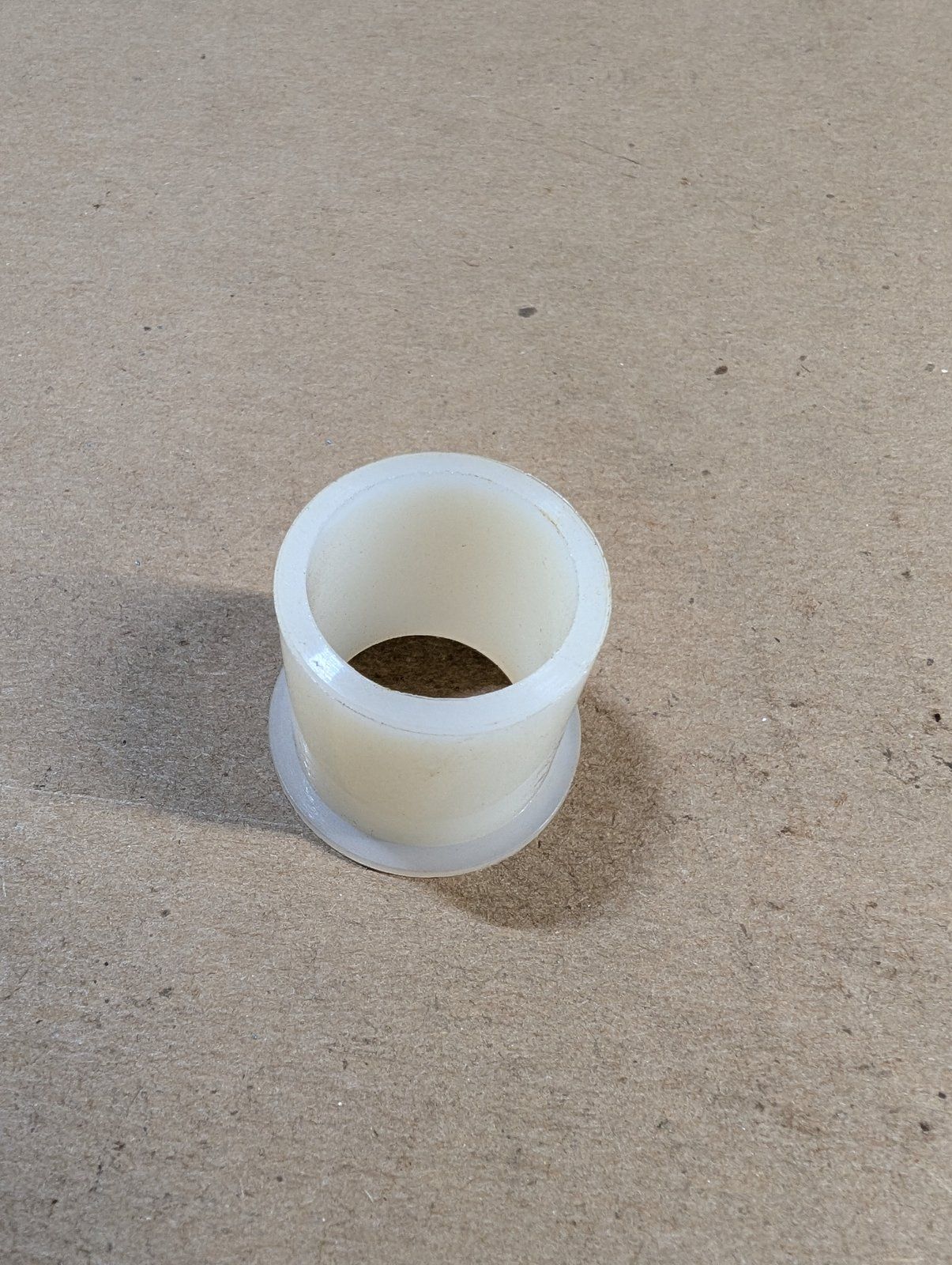 C48757 BUSHING FLANGE .75 ID X 1.0 LONG NYLON - Ingersoll/Case Tractor Part