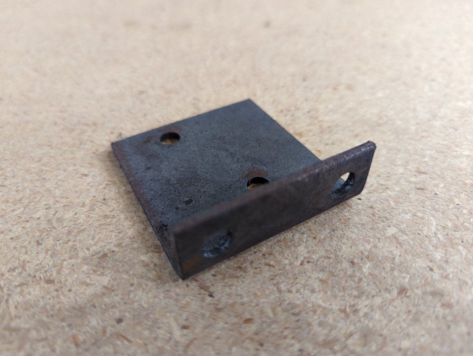 C48783 BRACKET - OIL FILTER - Ingersoll/Case Tractor Part