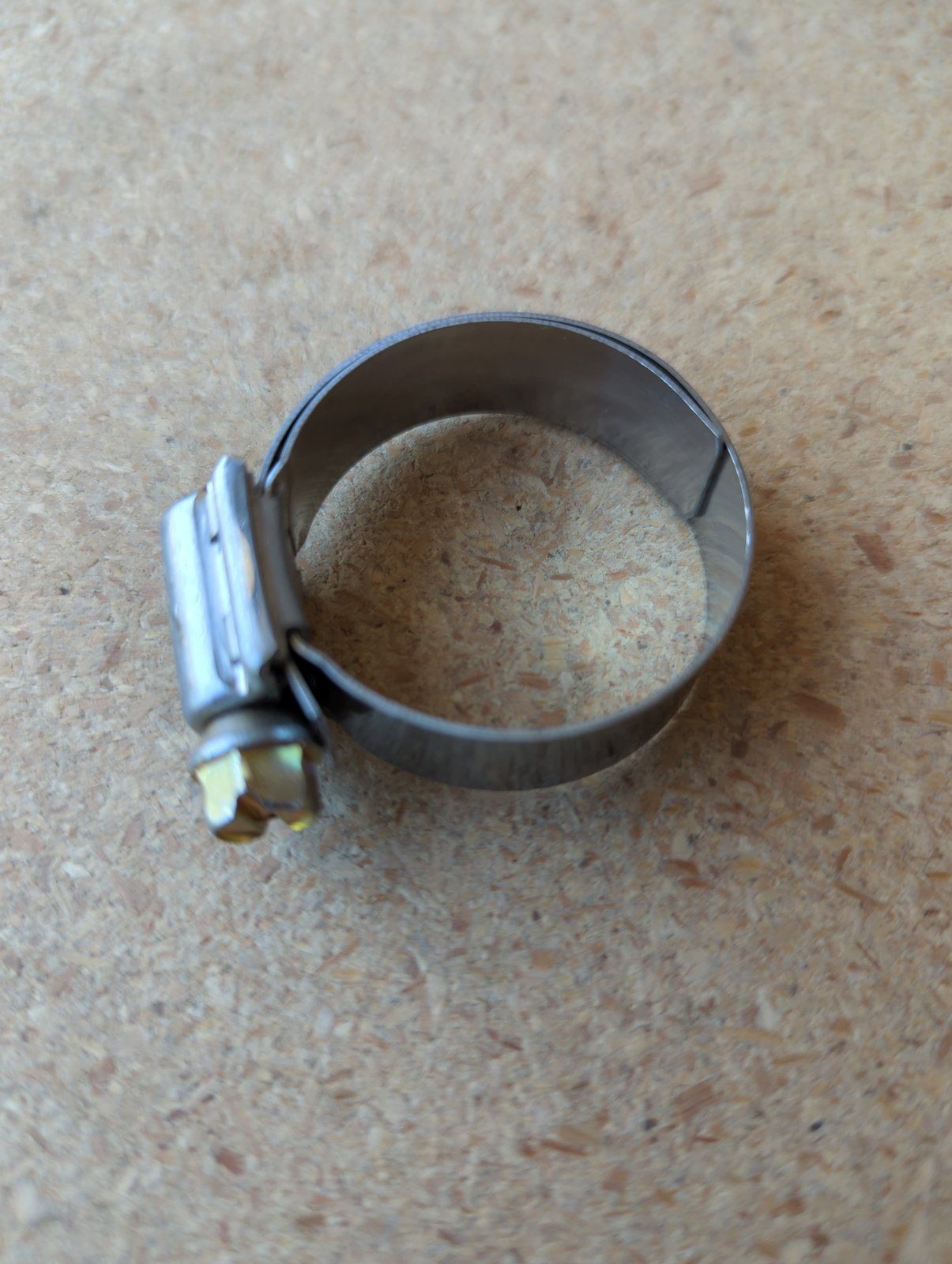 C48788 - CLAMP - HOSE W/ INNER SHIELD .81/1.38 - Ingersoll/Case Tractor Part