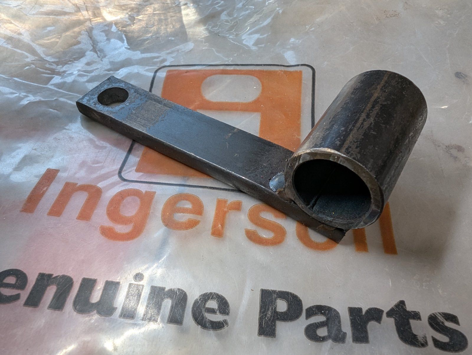 C48842 WMT GUIDE NEUTRAL RETURN (MS) 3/4 HUB - Ingersoll/Case Tractor Part