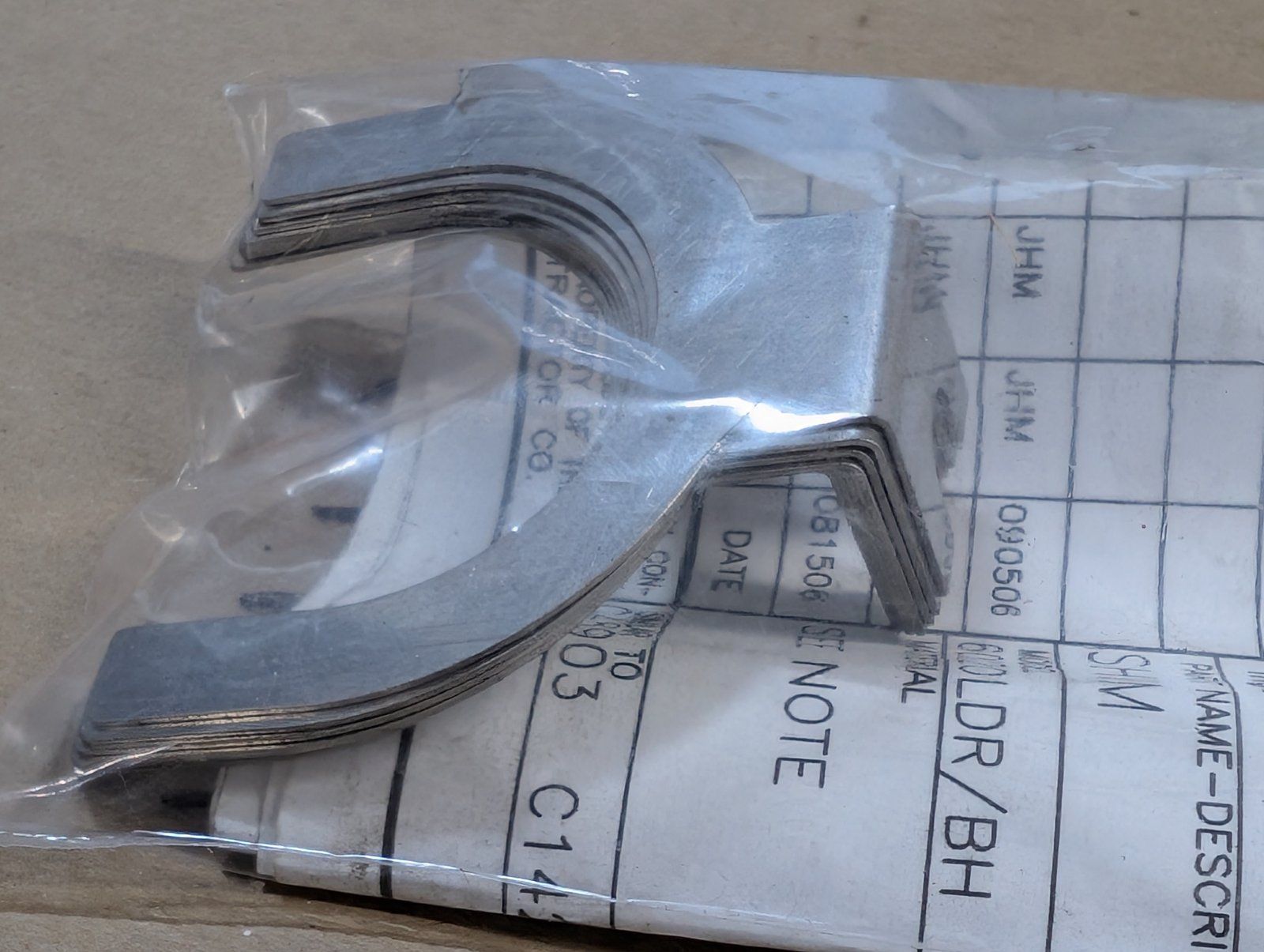 C48990 SHIM DIFFERT'L - Ingersoll/Case Tractor Part