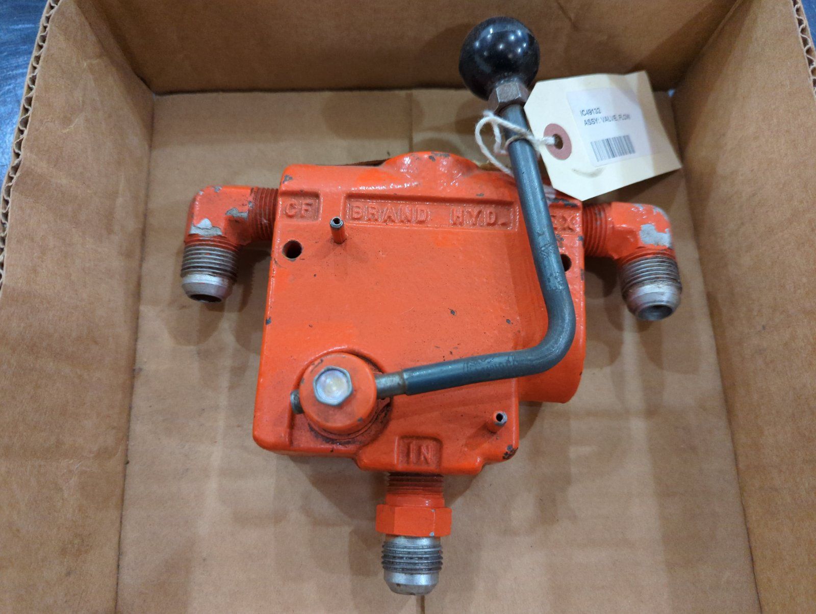 C49132 FLOW CONTROL VALVE - Ingersoll/Case Tractor Part