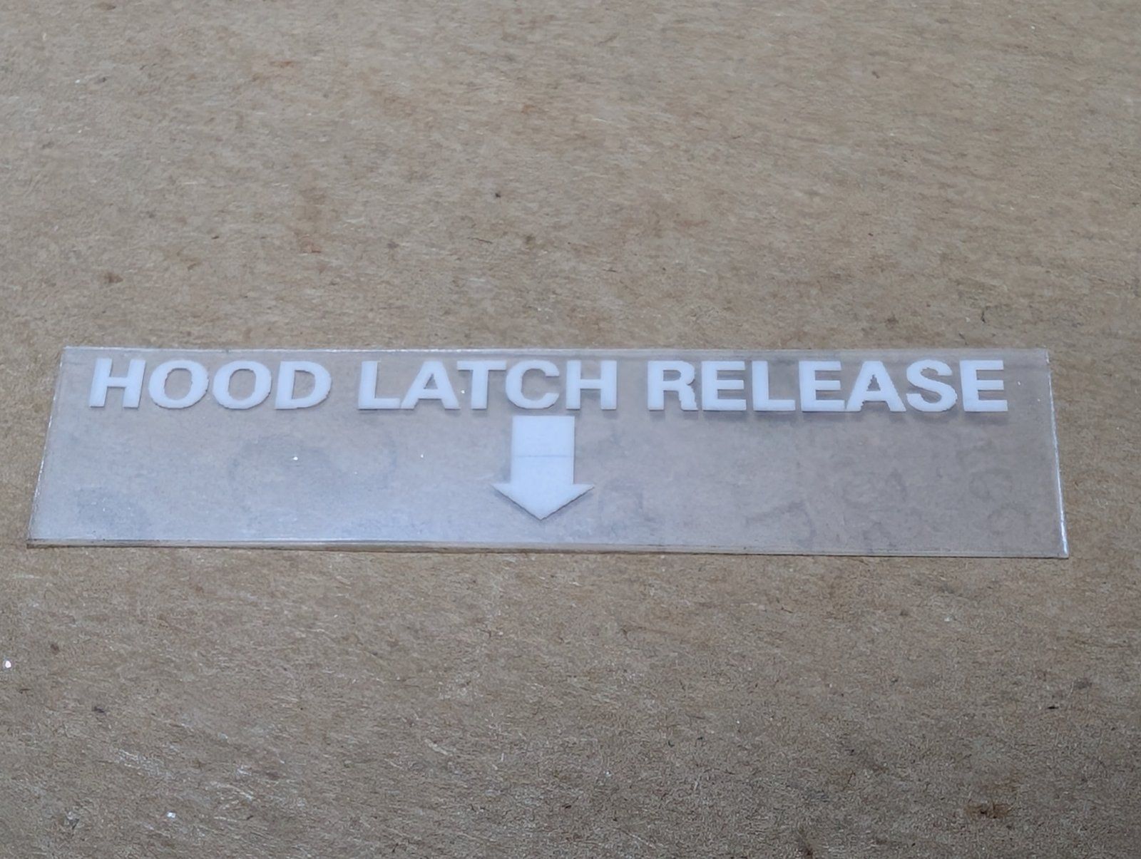 C49310 DECAL HOOD LATCH RELEASE - Ingersoll/Case Tractor Part
