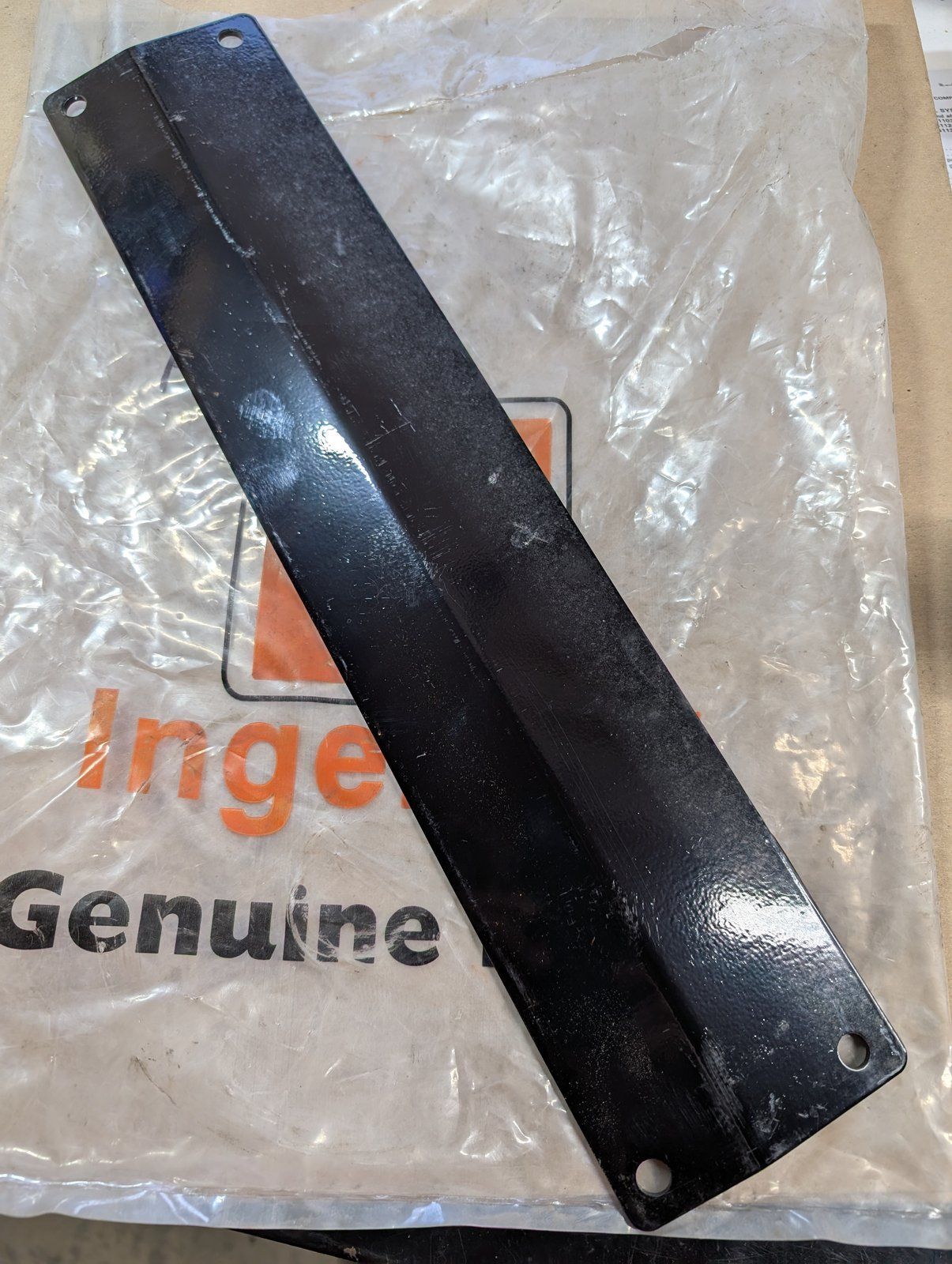 C49371 BRACE SWEEPER - Ingersoll/Case Tractor Part