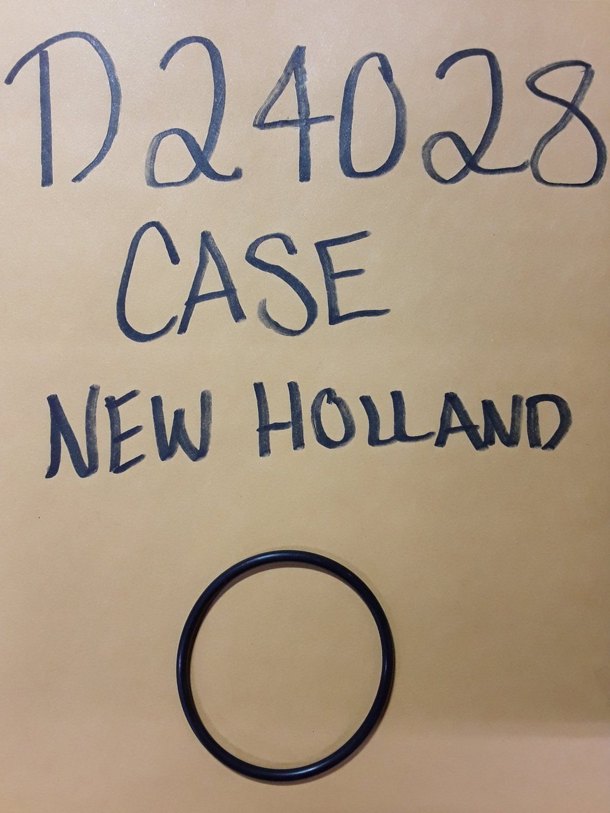 D24028 CASE NEW HOLLAND RING - Ingersoll/Case Tractor Part