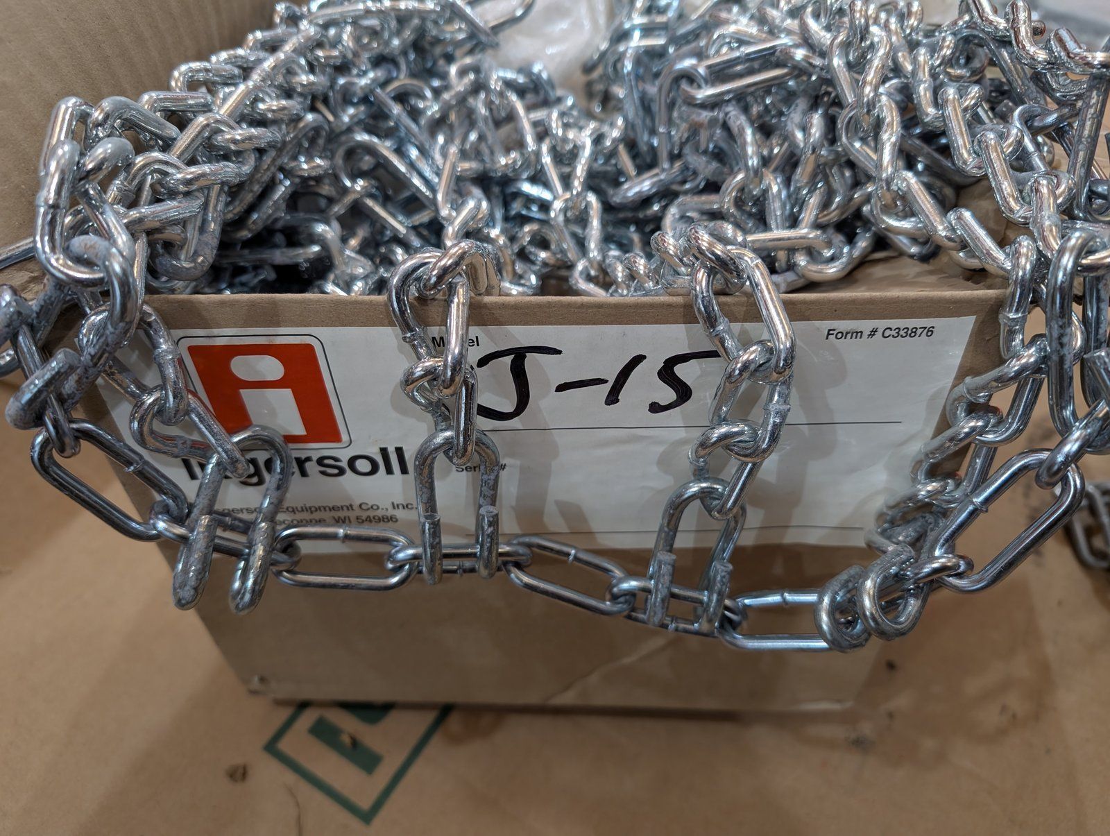 J15 TIRE CHAINS 23-10.50x 12 2-LINK - Ingersoll/Case Tractor Part