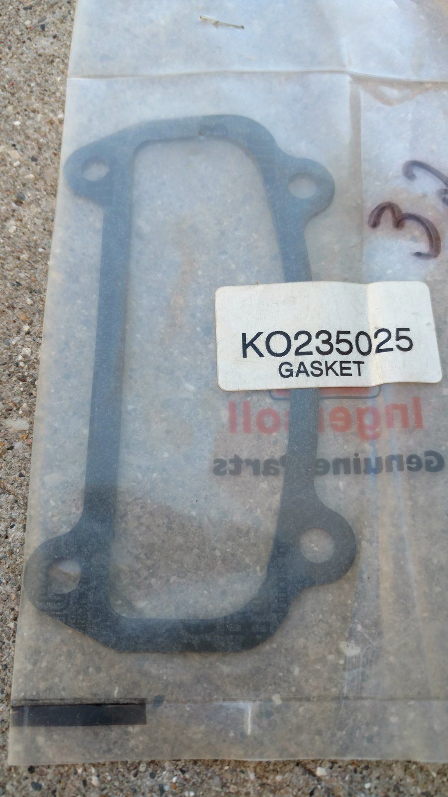 KO235025 GASKET 235025 - Ingersoll/Case Tractor Part