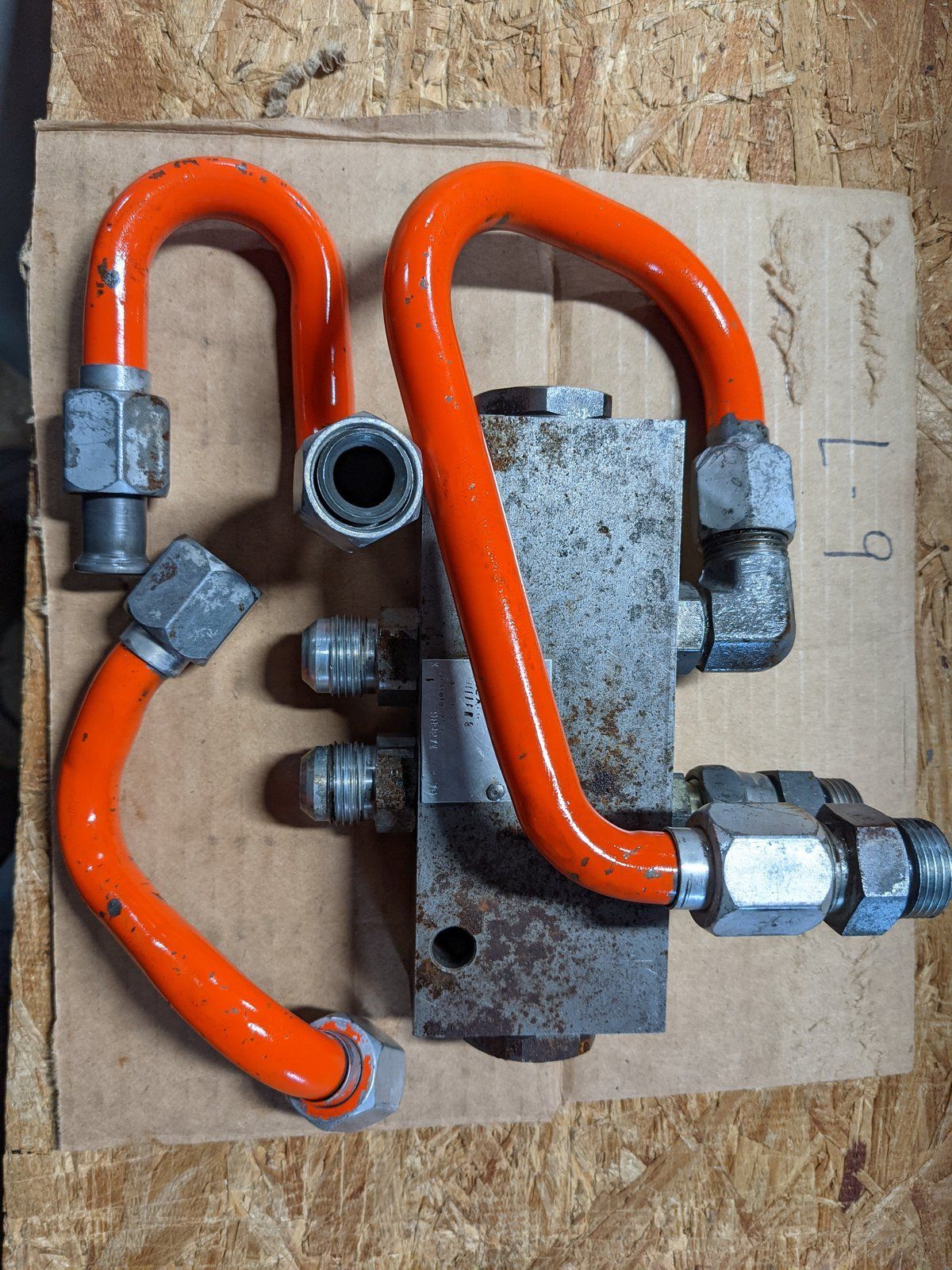 L9 L-9 USED HOLDING VALVE - Ingersoll/Case Tractor Part