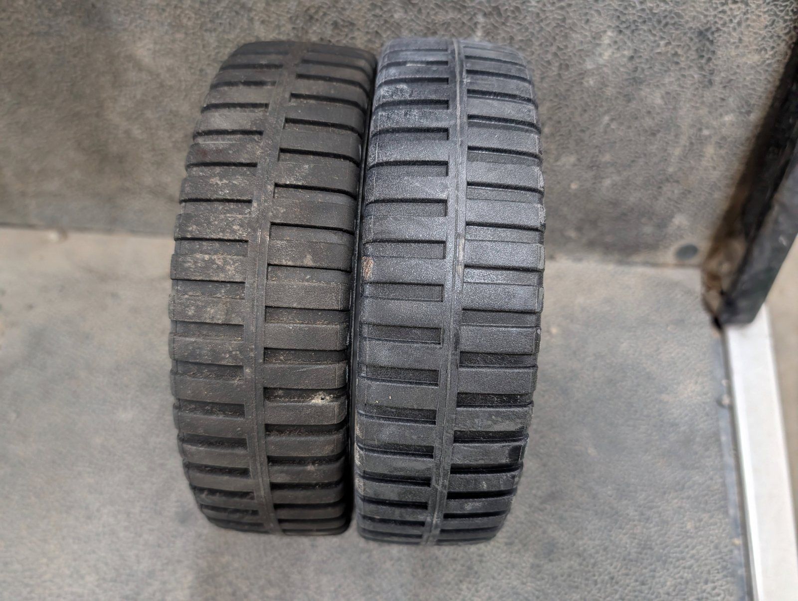 PUSH MOWER TIRE SET OF TWO - Ingersoll/Case Tractor Part